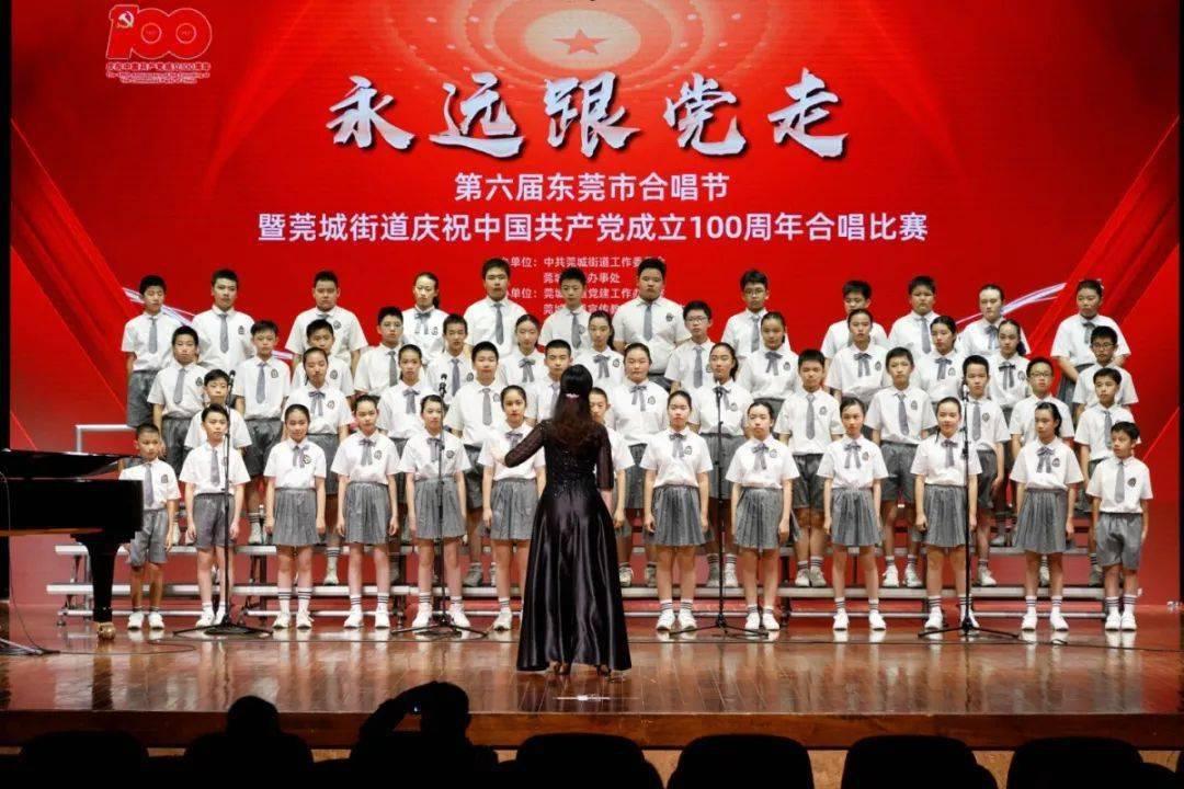 怎么论证“我们的本性不由能力决定，而在于我们的选择”？
